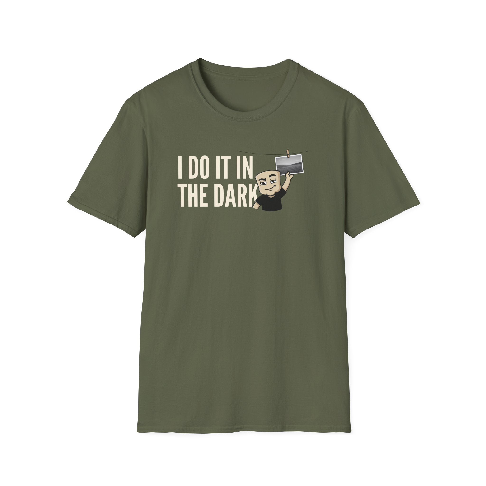 I Do It In The Dark T-Shirt, Funny Photographer Tee, Darkroom Photography Gift Shirt, Camera Lover Humor Tee for Men & Women