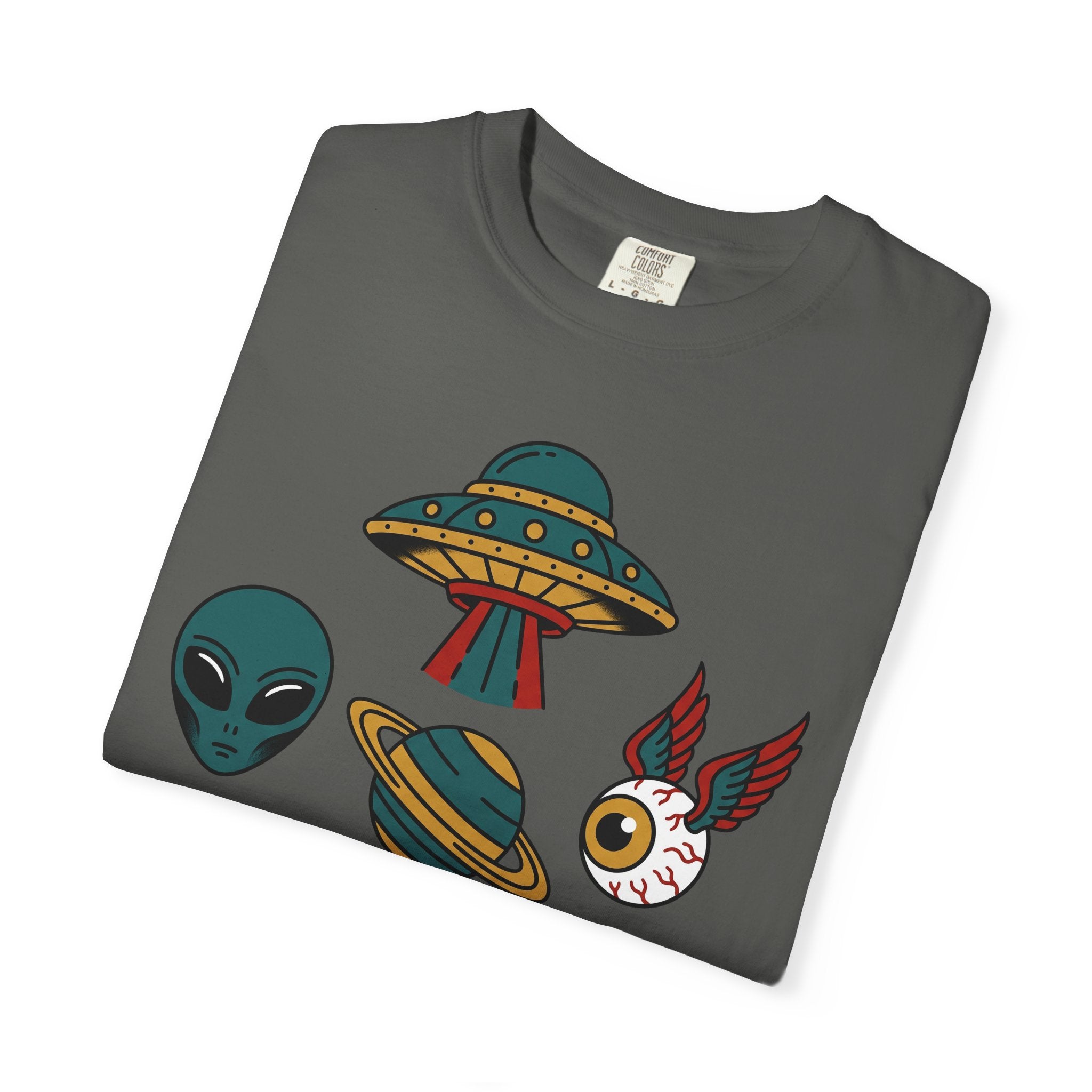 Alien UFO patchwork graphic T-shirt, charcoal short-sleeve with UFO and alien face print