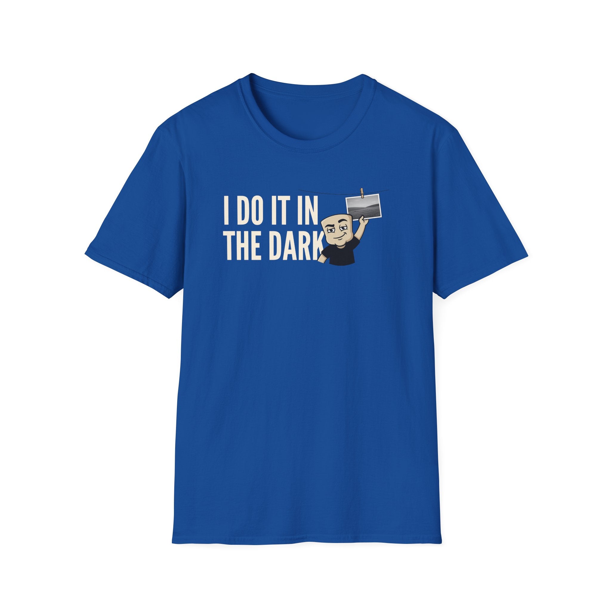 I Do It In The Dark T-Shirt, Funny Photographer Tee, Darkroom Photography Gift Shirt, Camera Lover Humor Tee for Men & Women