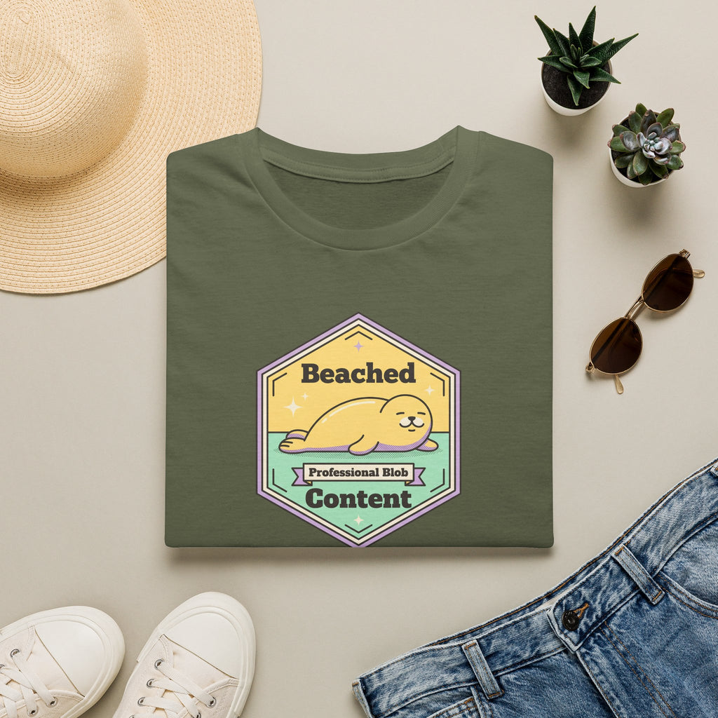 Beached Content seal badge T-Shirt | Cute beach seal design