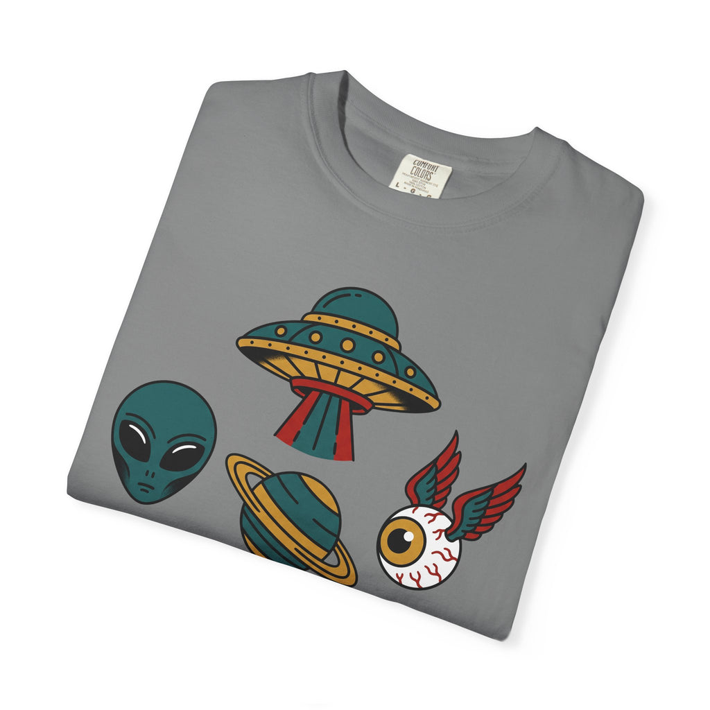 Medium gray T-shirt with alien face, UFO, and cat graphic printed across front