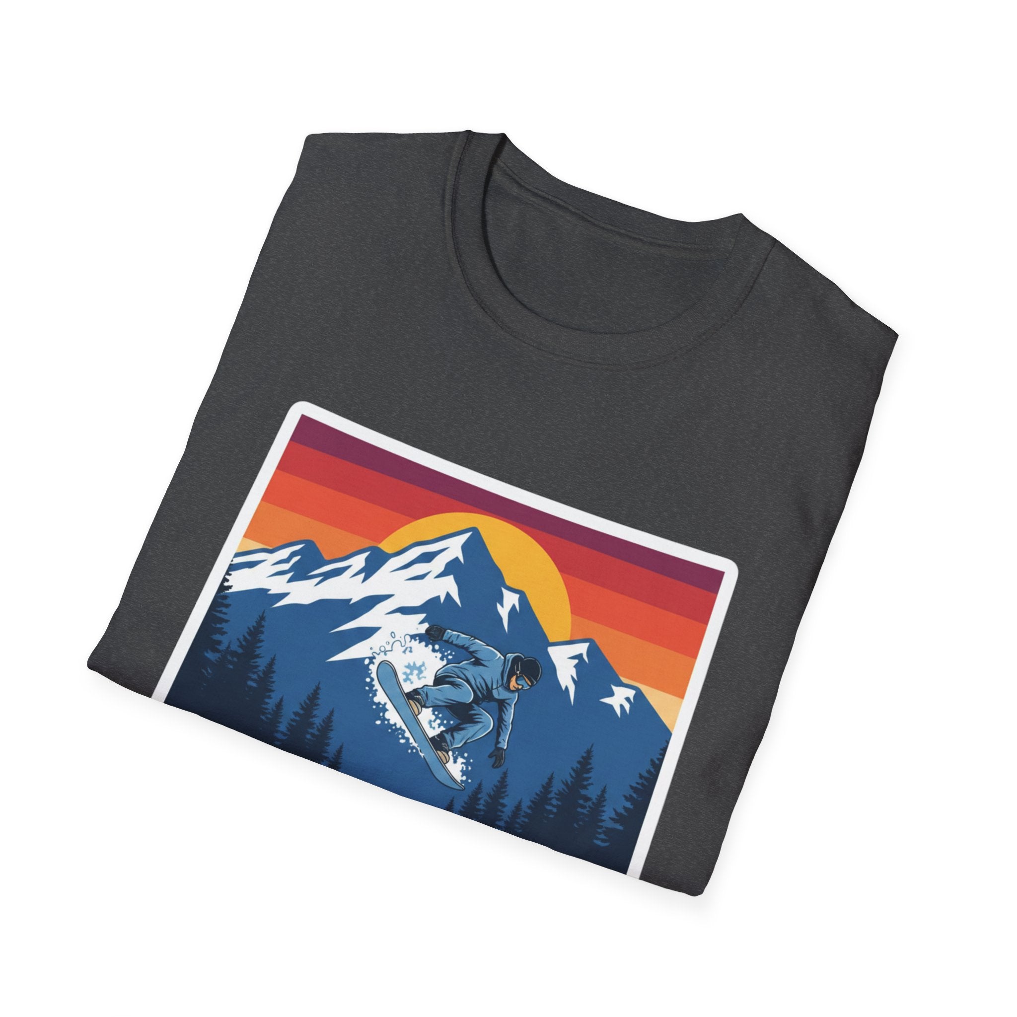 Charcoal T-Shirt mit großem Colorado-Mountain-Sunset-Graphic auf der Vorderseite