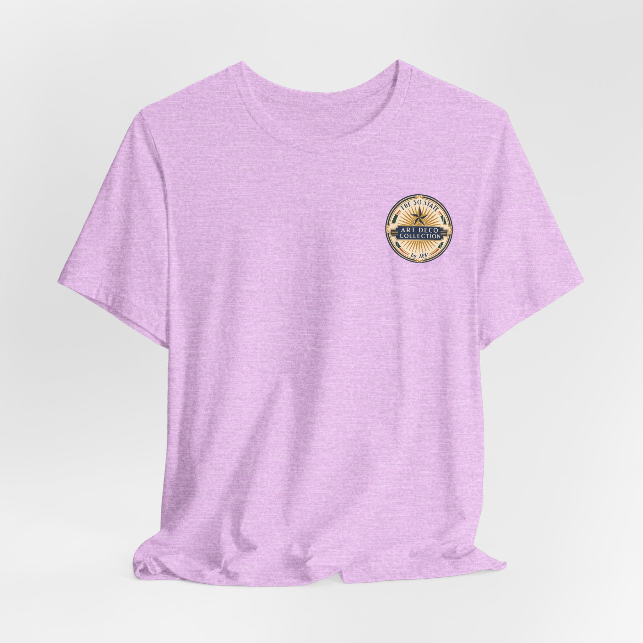 Art deco T-shirt in light purple with round logo badge on front