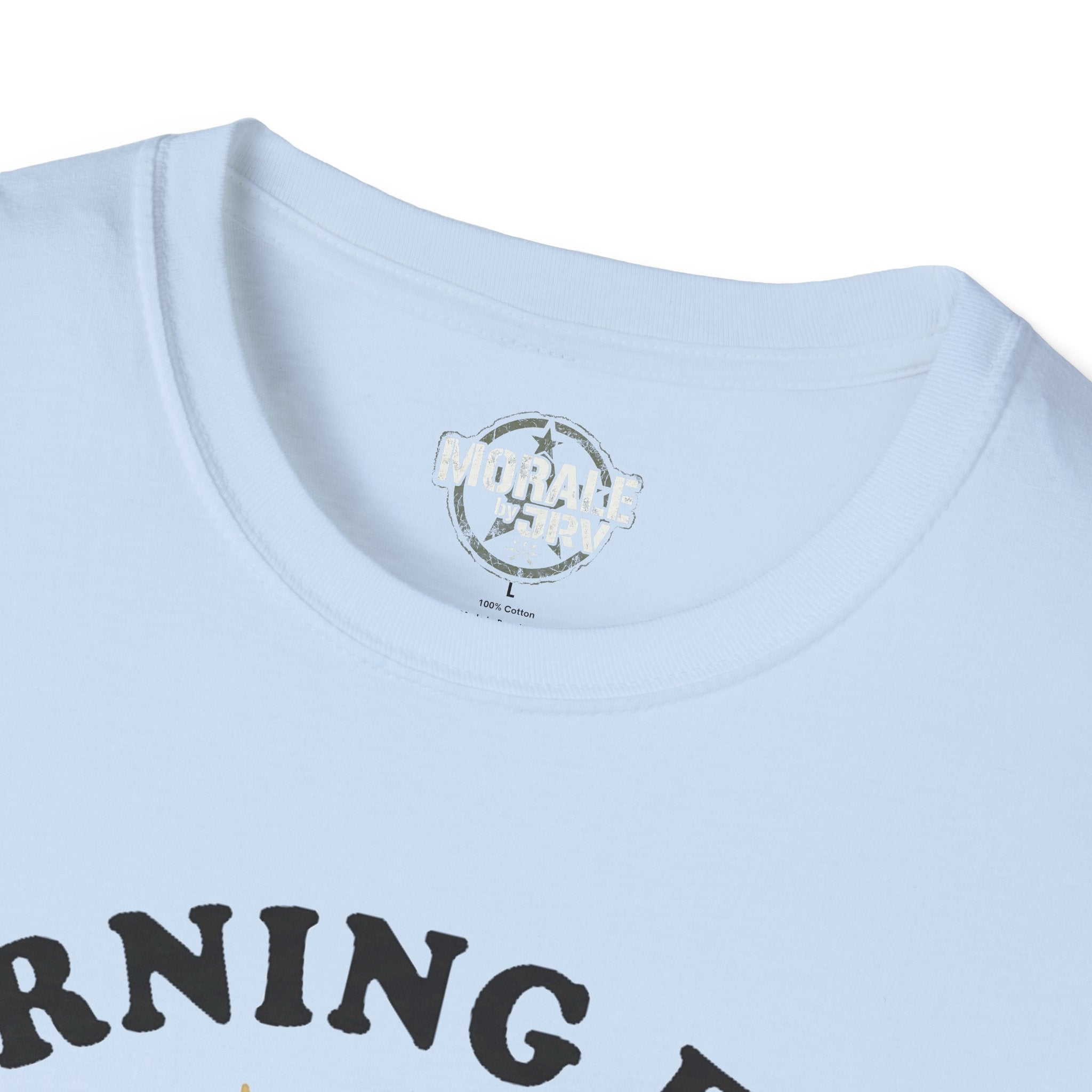 Light blue T-shirt with crew neck and small MORALE by JRV logo