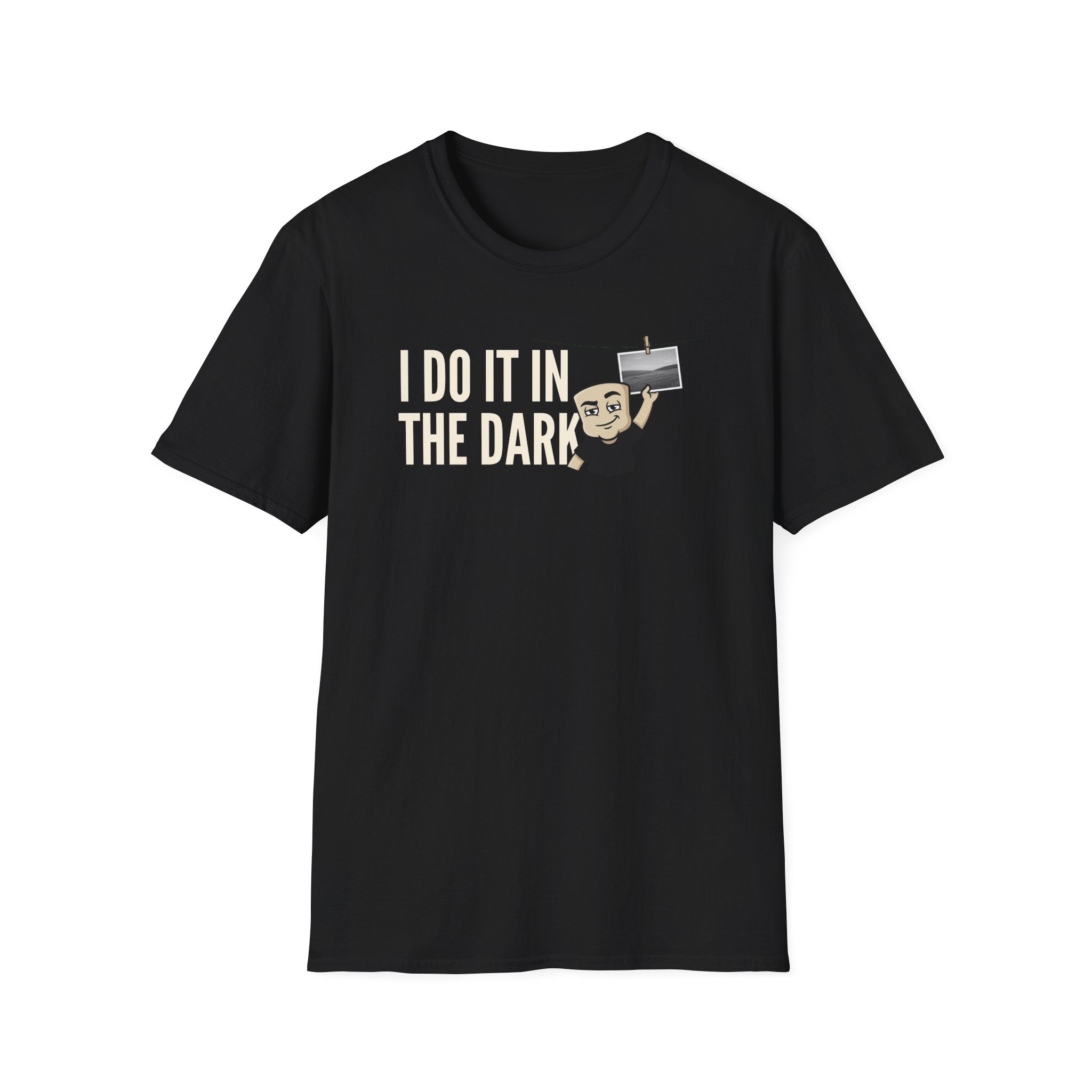 I Do It In The Dark T-Shirt, Funny Photographer Tee, Darkroom Photography Gift Shirt, Camera Lover Humor Tee for Men & Women