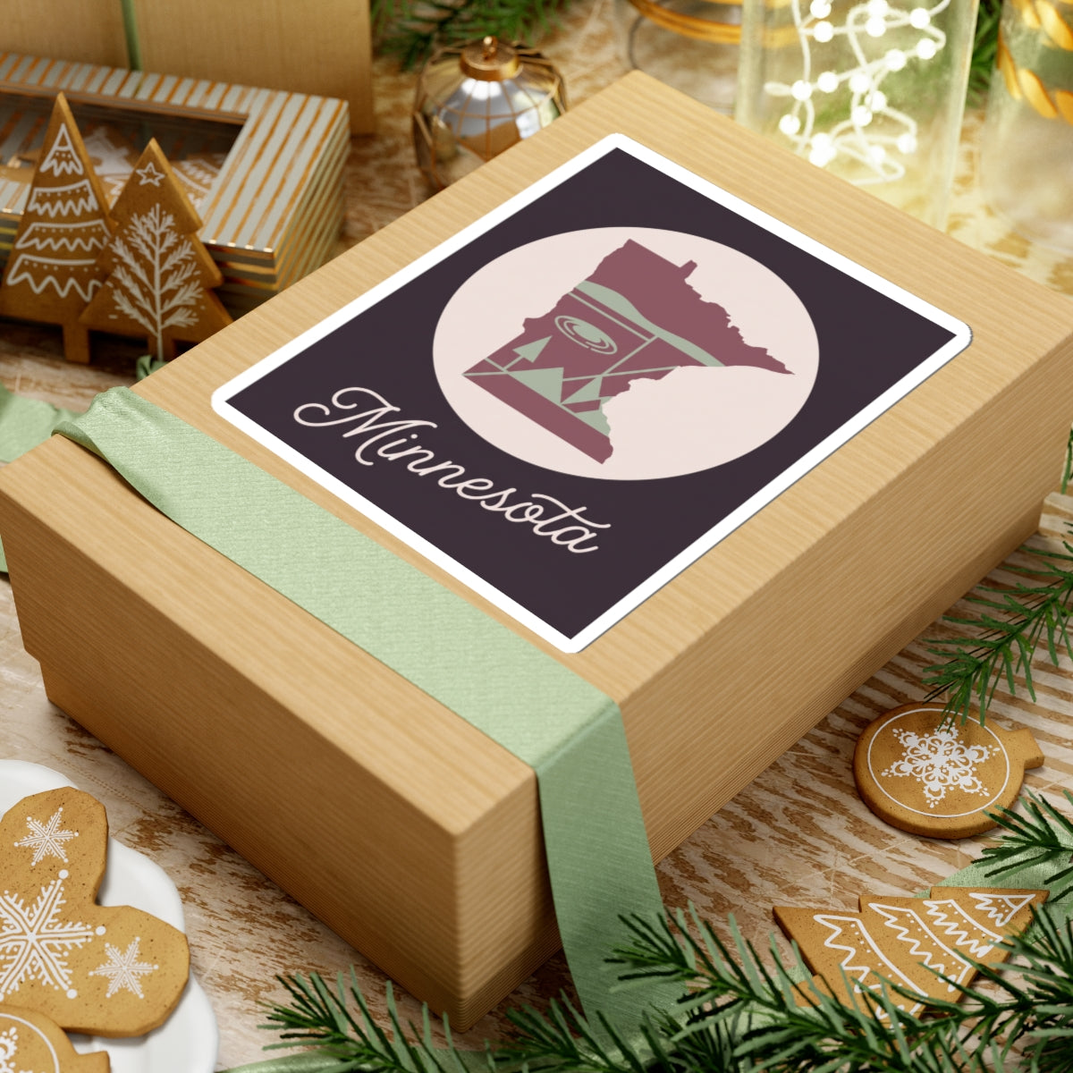 Minnesota kiss-cut decal on gift box top, showing state silhouette and “Minnesota” script