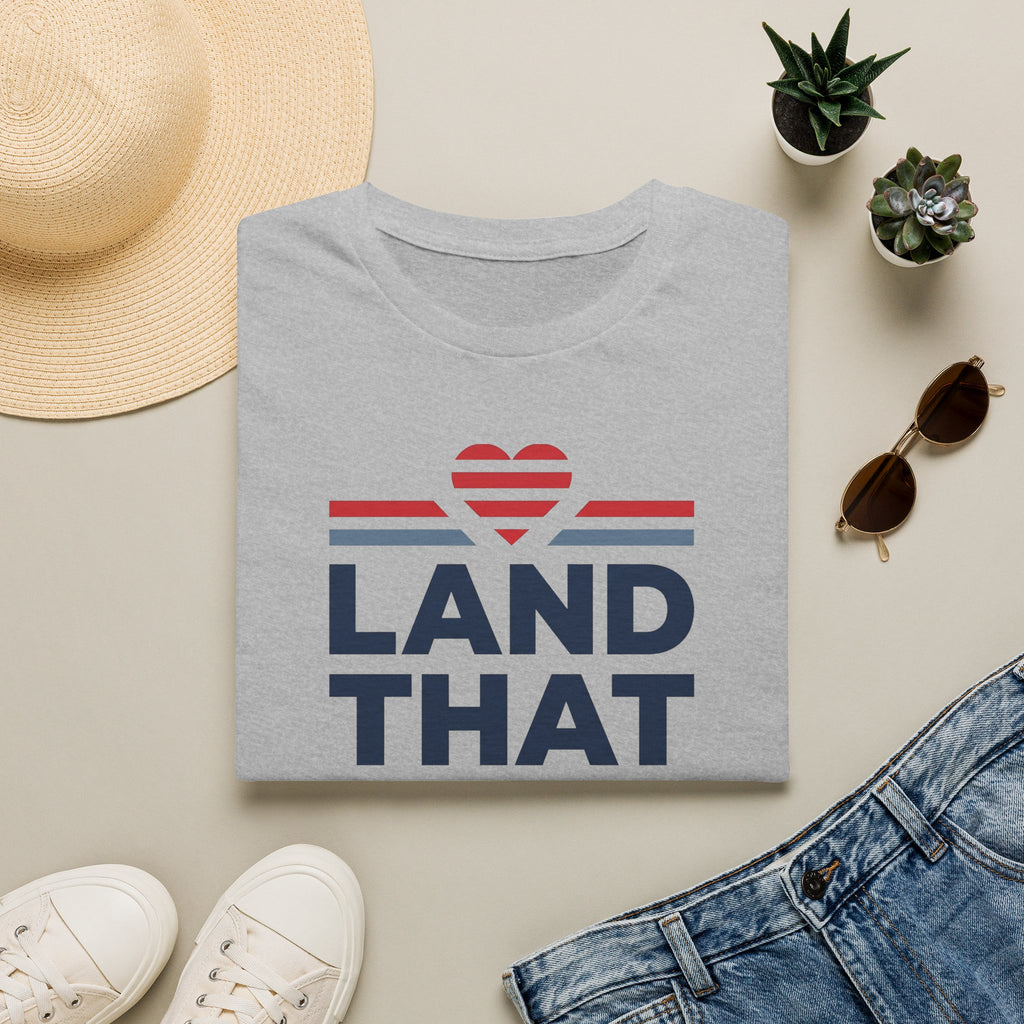 Land That I Love T-Shirt | Patriotic USA Heart Tee, America Pride Shirt, 4th of July Gift, Unisex Patriotic Graphic Tee