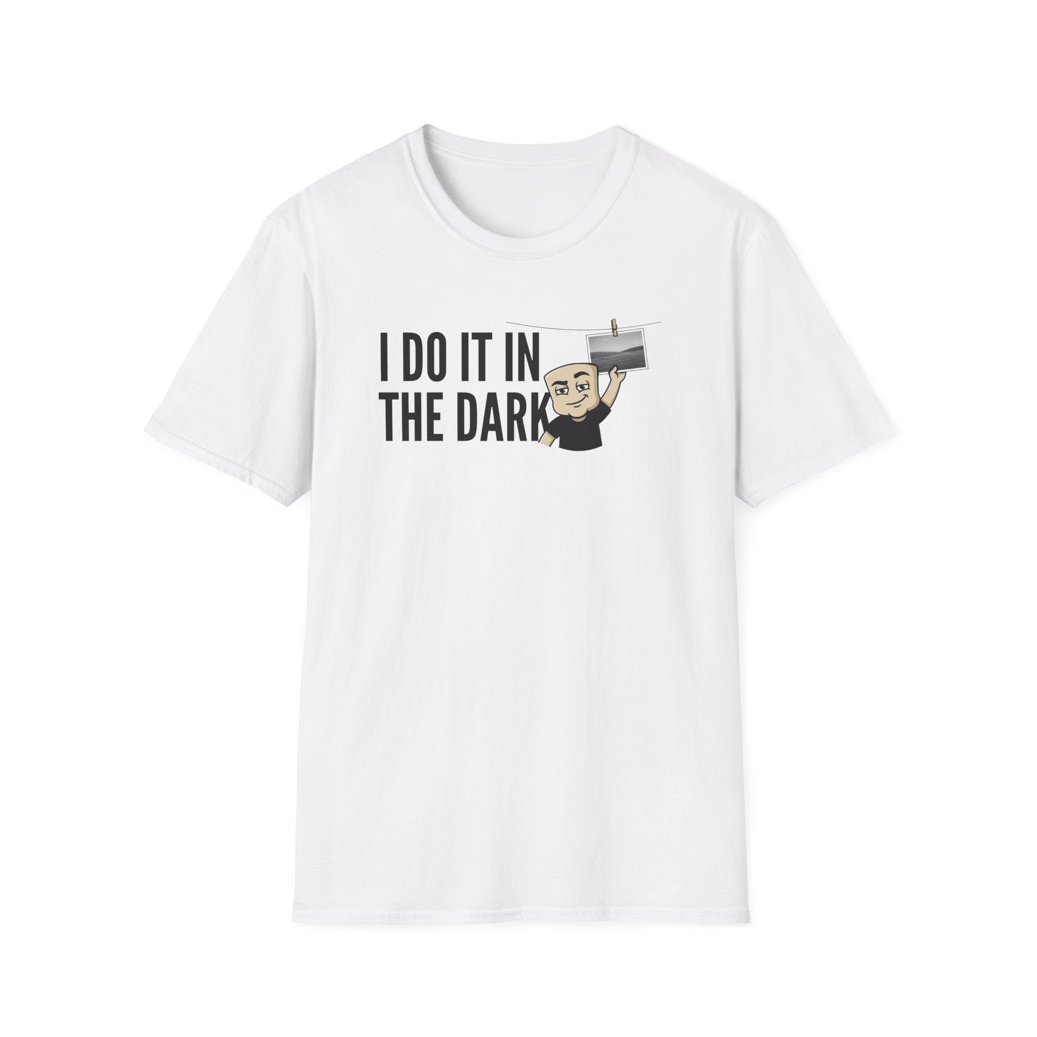 I Do It In The Dark T-Shirt, Funny Photographer Tee, Darkroom Photography Gift Shirt, Camera Lover Humor Tee for Men & Women